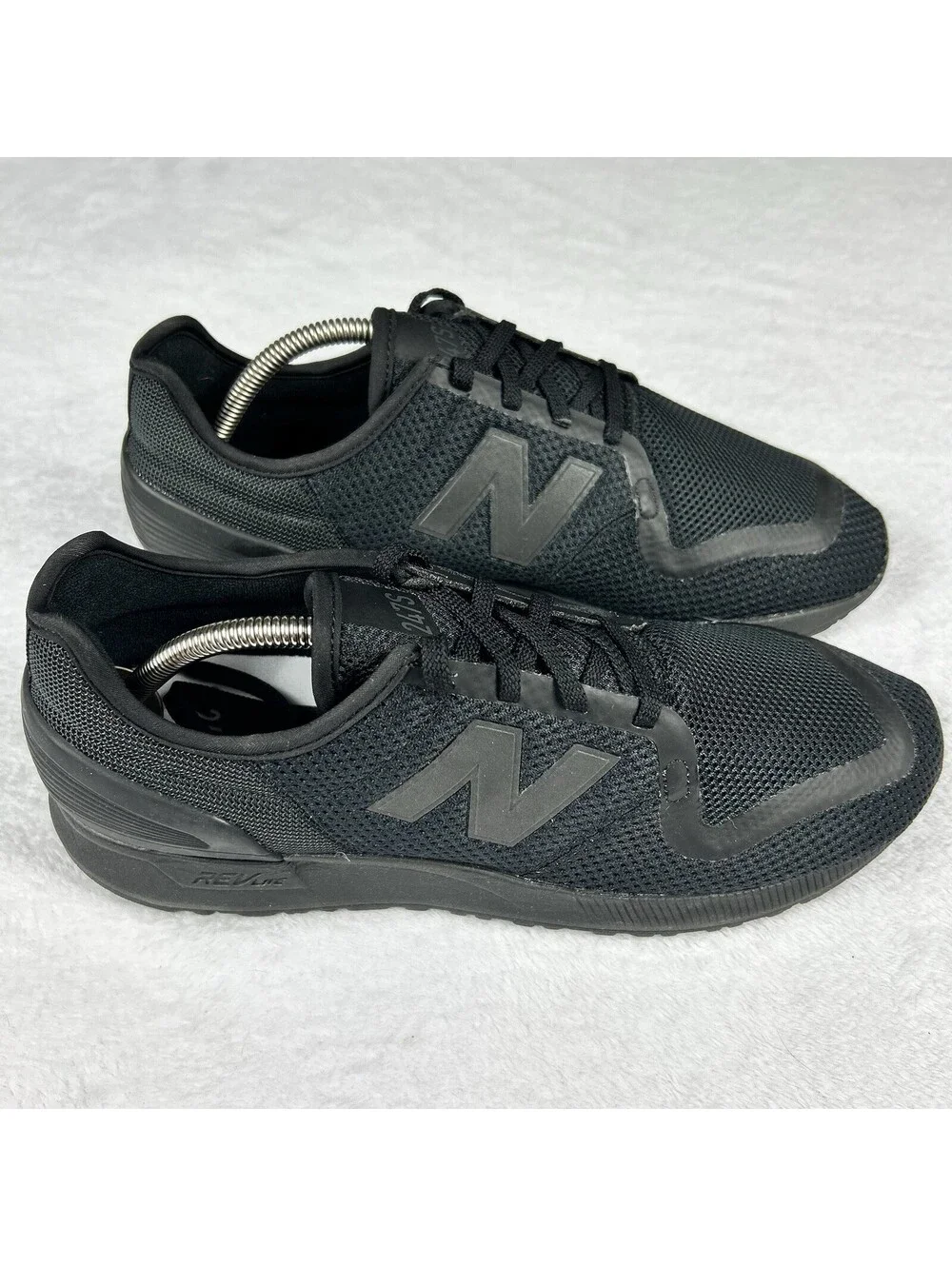 New Balance 247S Daily Sneakers Men’s Size 10.5D Black On Black Walking Shoes
